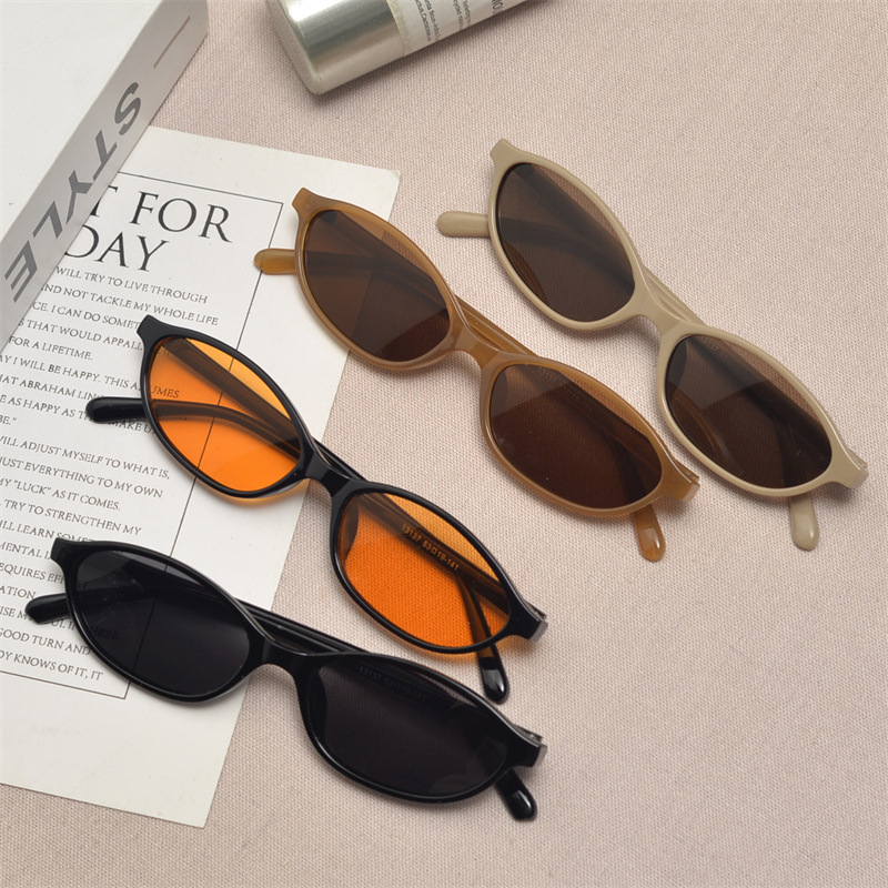 Sunglasses Cat Eye - 新しいレトロオーバルキャットアイサングラス女性用 Y2k トレンディな小さな狭いサングラス 90 年代デザイナーサングラス UV400