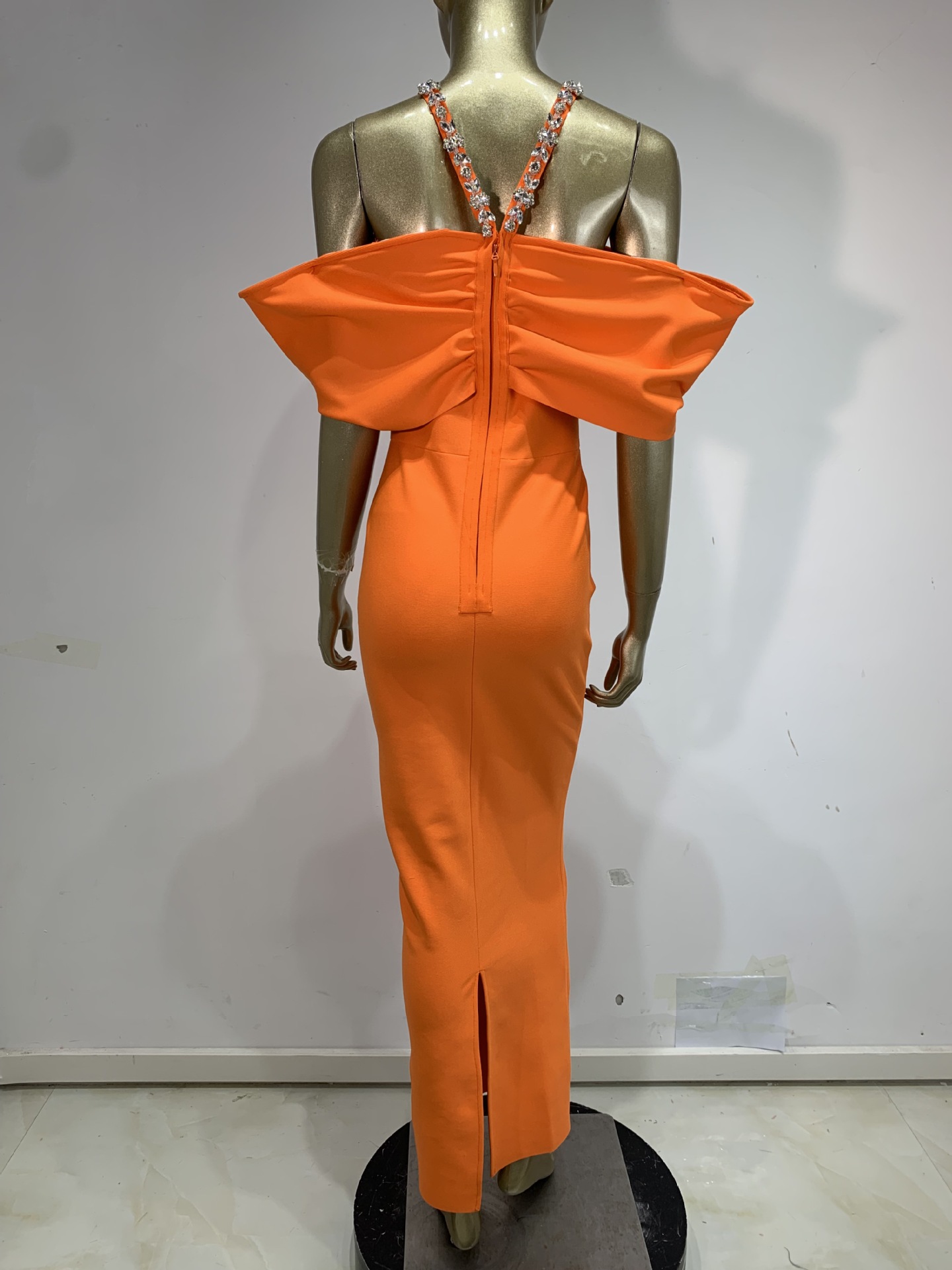 女性用 欧米風 ラインストーン ホルターネック オフショルダ - Maxi Dress Halter のレビューと価格