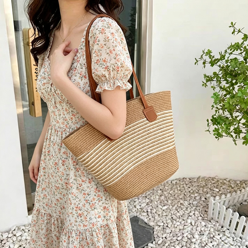 CLAREGQI レディース ストライプストロートートバッグ - Tote Bag Beach のレビューと価格