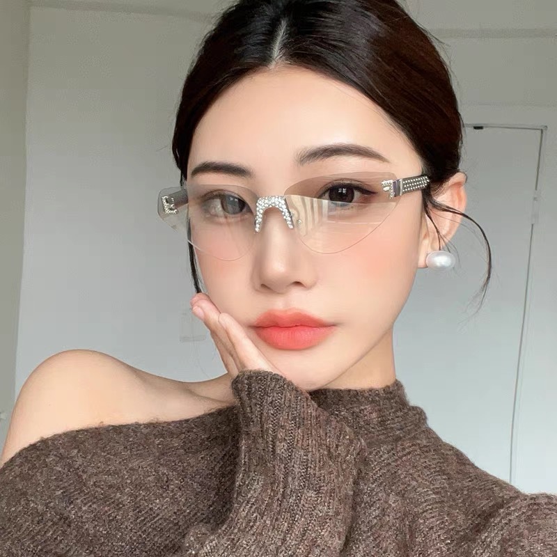 女性のセクシーなキャットアイリムレスラインストーンサングラス - Sunglasses Cat Eye のレビューと価格
