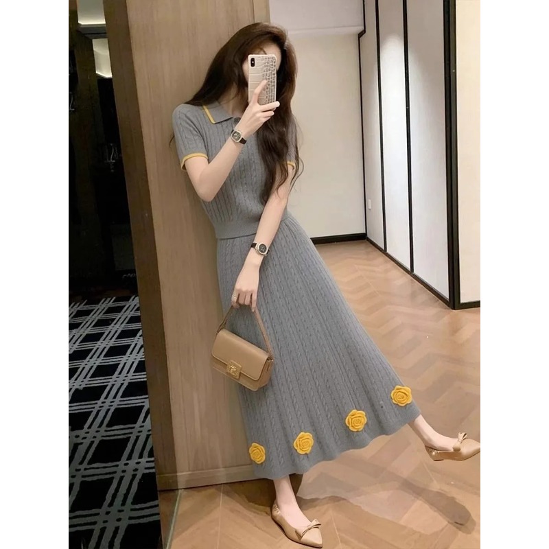 レディース花柄ニットツーピースセット ポロネックトップとミデ - Midi Skirt Floral のレビューと価格
