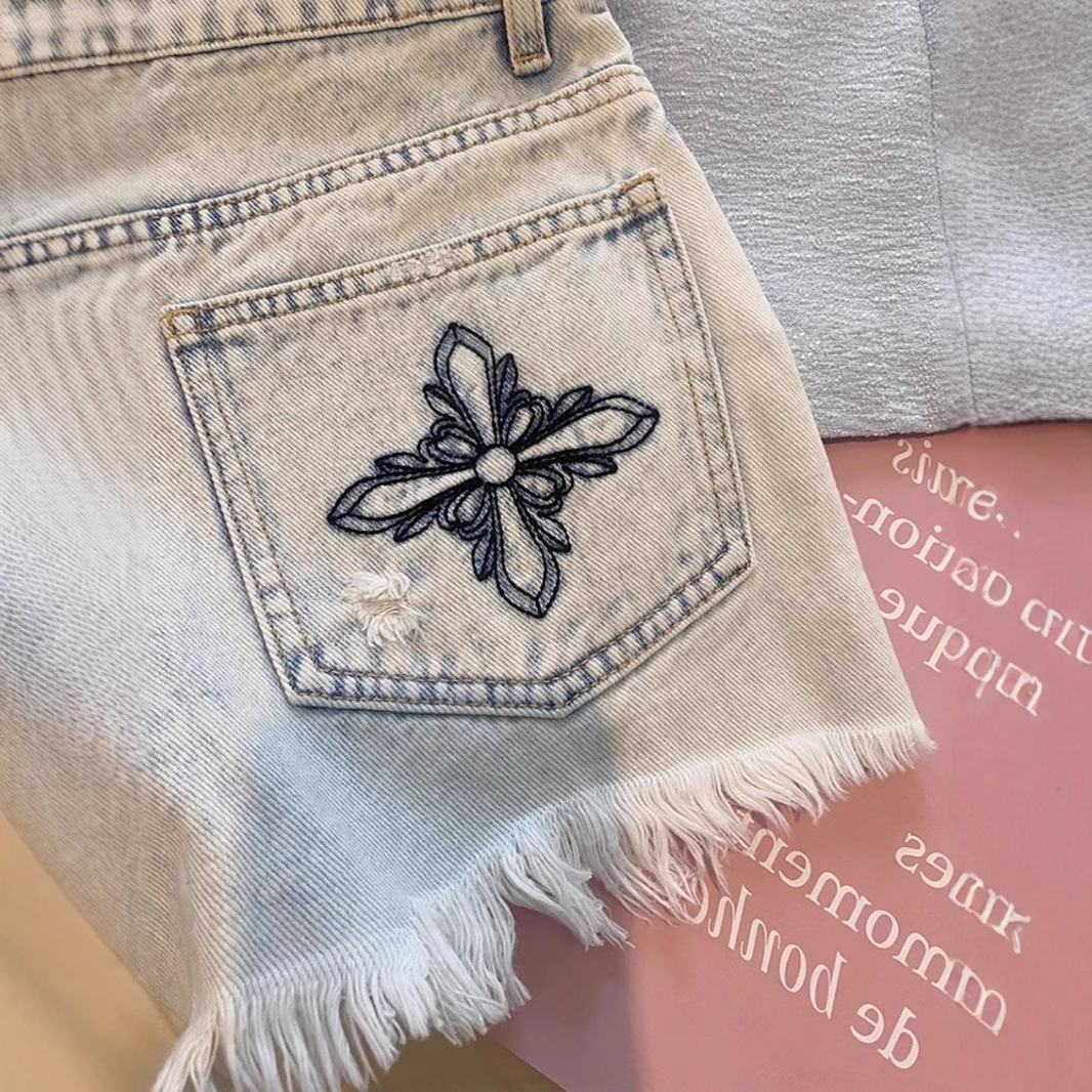 2026年夏 ヴィンテージ風 ウォッシュ加工 刺繍入り フレ - Shorts Denim Frayed のレビューと価格